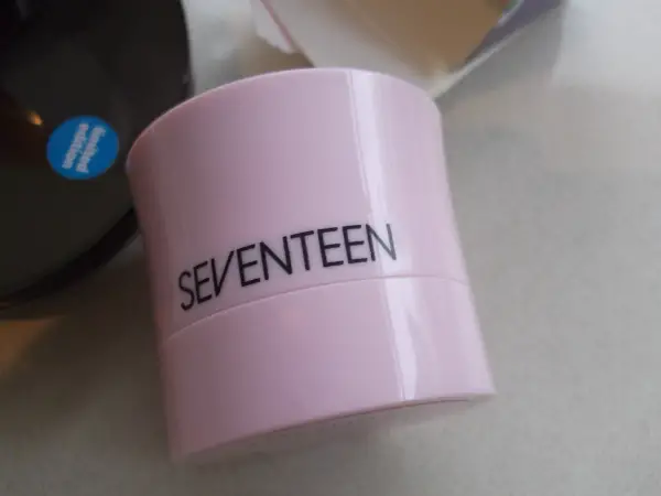 Seventeen Cheek Stamp