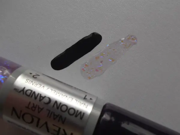 Revlon Nail Art Pen Moon Candy in Orbit