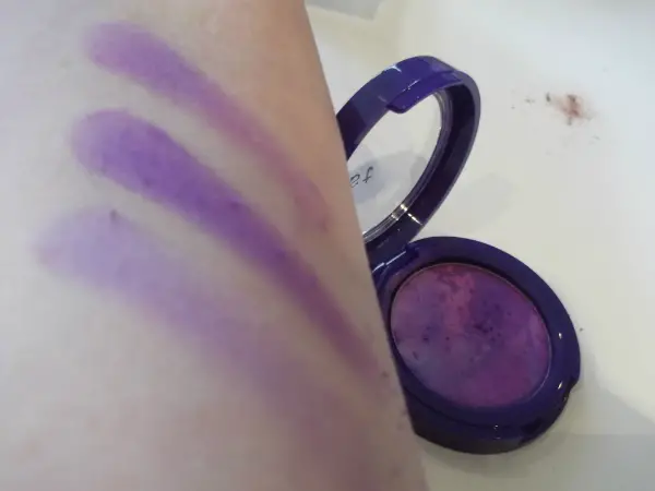 Stila Festival of Light Melody Swatch