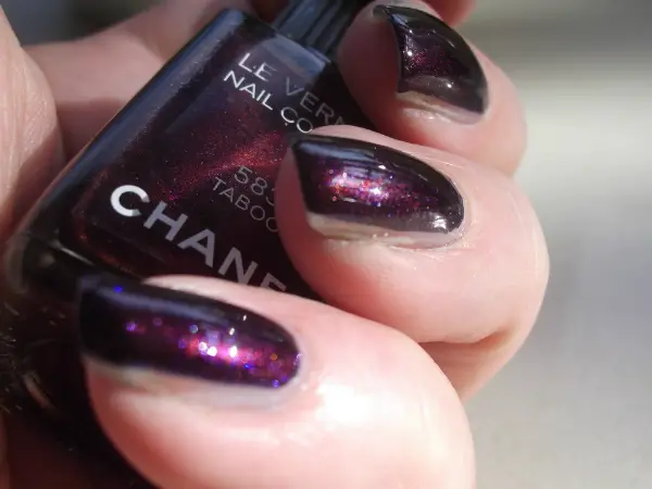 Chanel Taboo Swatch 1
