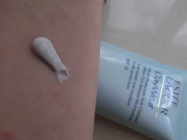 Estee Lauder DayWear Multi Protection Anti Oxidant Sheer Tint