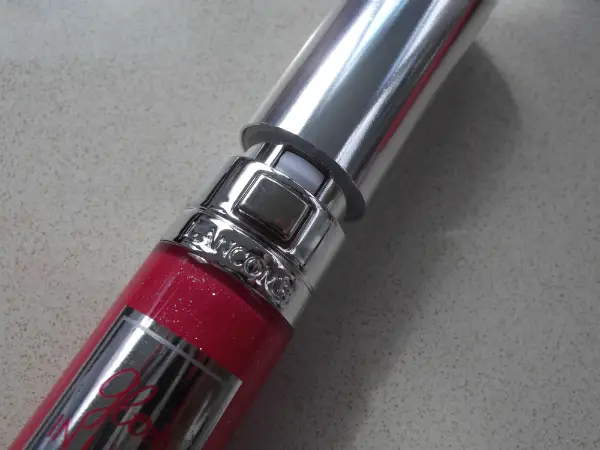 Lancome In Love Gloss Click Open