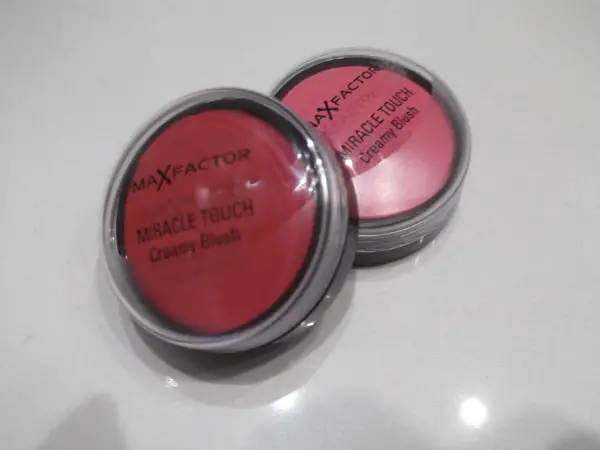 Max Factor Miracle Touch Blush