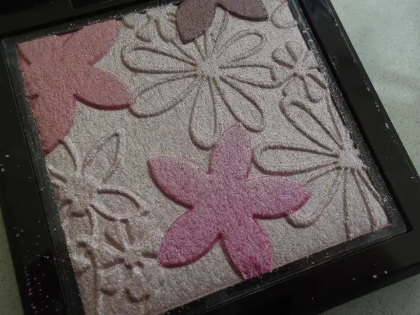 Remember When...Laura Mercier Gilded Garden Shimmer Block