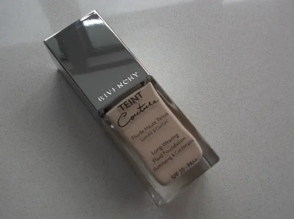 Givenchy Tient Couture Foundation