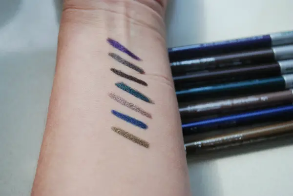 Clinique Quickliner Swatch