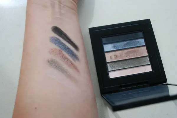 MAC Veluxe Pearlfusion Shadow Palette in Smokeluxe Swatch