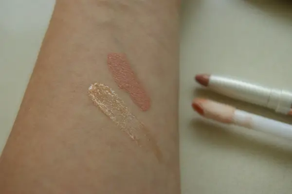 Khroma Beauty Swatches