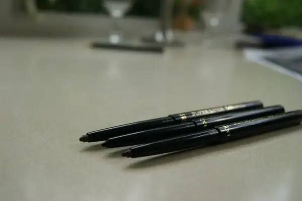 L'Oreal Paris Superliner Gelmatic Liners