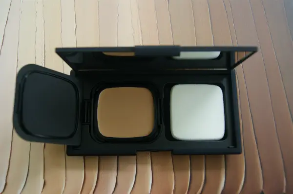 NARS Radiant Cream Compact Foundation
