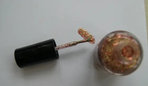 Seche Vite Sparkle, Clink, Kiss