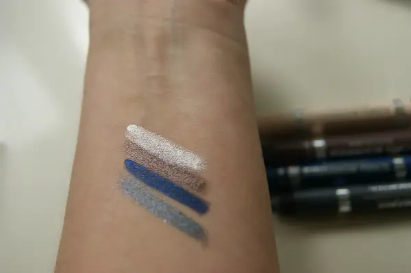 Collection Eyeshadow Pencil Swatch