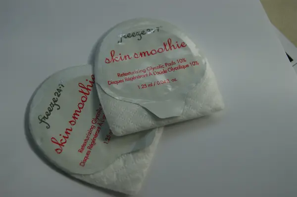 Freeze 24/7 Glycolic Pads