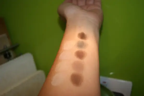 MUA Matte Palette Swatch Under Light