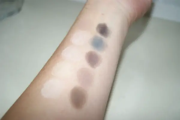 MUA Matte Palette Swatches