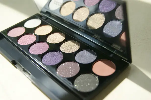 Sleek Vintage Romance Palette