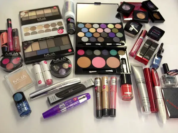 MUA Giveaway