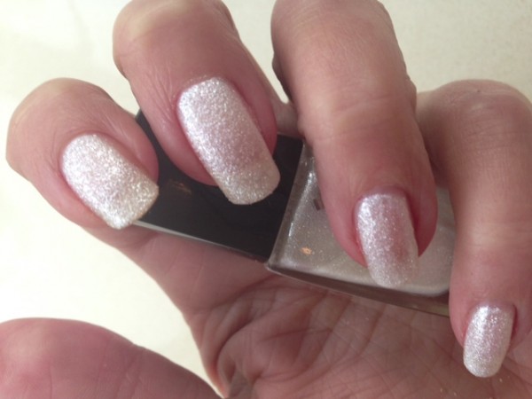 Lancome Le vernis In Love Etincelle de Neige