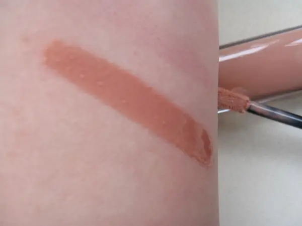 Marc Jacobs Sweet Escape Swatch