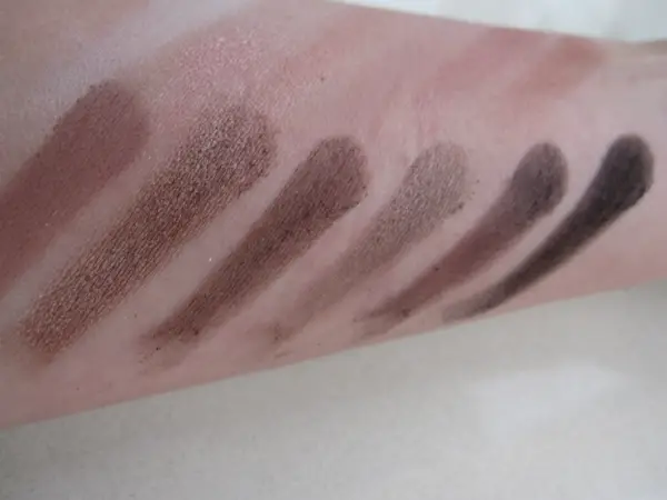 Urban Decay Naked 3 Swatch