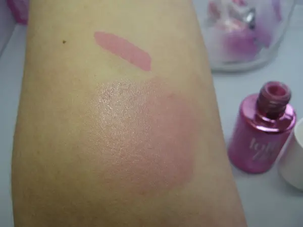 Benefit Lollitint swatch