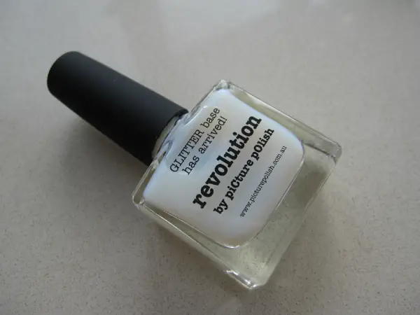 Revolution Glitter Polish Base Coat