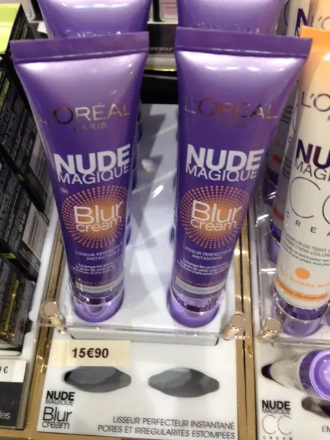 Nude Magique Blur Cream