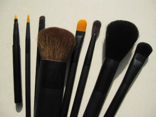 NARS Artistry Brushes