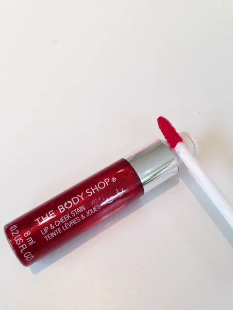 Body Shop Lip & Cheek Stain Red