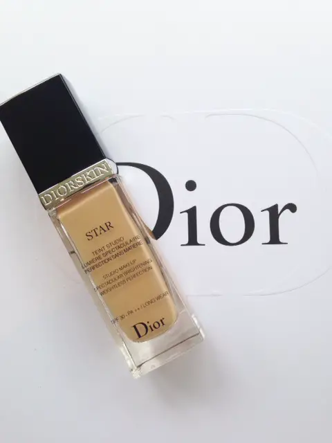 Dior Star Foundation