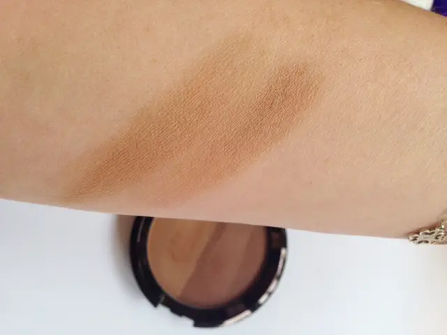 Becca Contour