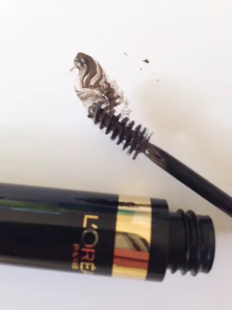 L'Oreal Brow Artist Brow Plump